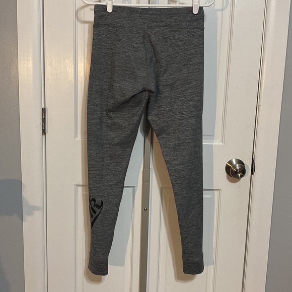 Comfy Victoria’s Secret Pink joggers - Picture 5 of 7